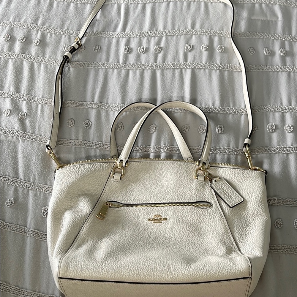Coach White Shoulder Bag with Gold Accents